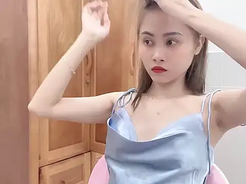 Truclynk1702 online show from 09/20/25, 03:13