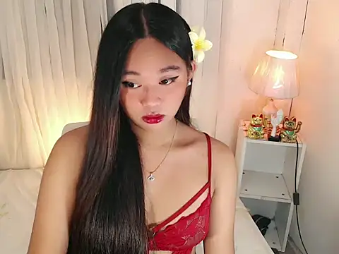 Snapshot of Malia_cummer chatting on 06/04/26, 03:29 Malia cummer online show from 06/04/26, 03:29