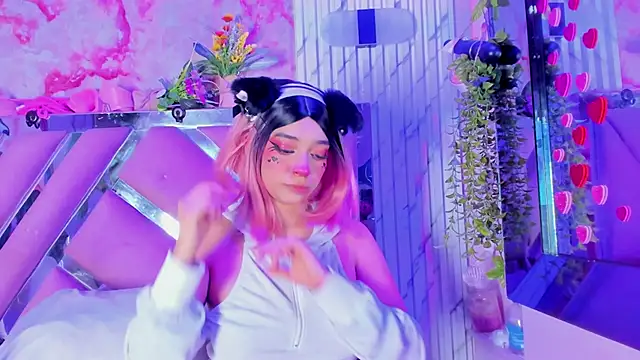 Akane Hikari  online show from 04/10/26, 02:39