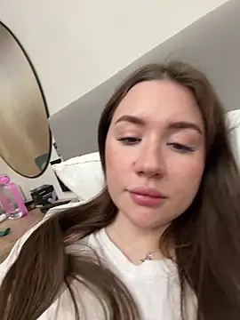 MeganStrain online show from 03/05/26, 04:03