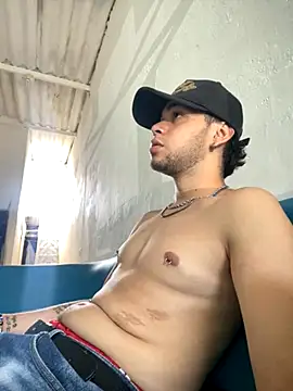 enzo vittale03  online show from 09/23/25, 06:33