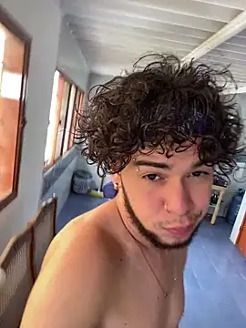 enzo vittale03  online show from 02/07/26, 05:05