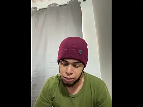 enzo vittale03  online show from 02/23/26, 04:37