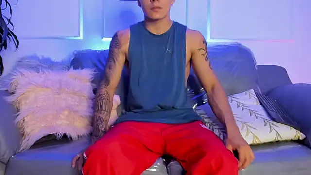 Leo santoro online show from 03/01/26, 03:03