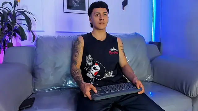 Leo santoro online show from 03/12/26, 02:01