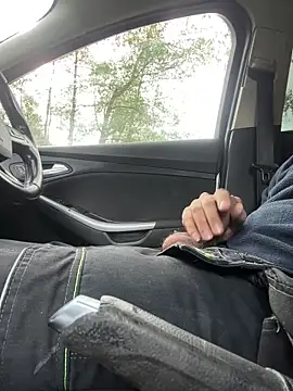 Snapshot of your_bi_slave chatting on 09/09/25, 01:32 your bi slave online show from 09/09/25, 01:32