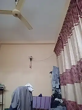 femboyslqueen online show from 02/17/26, 03:58