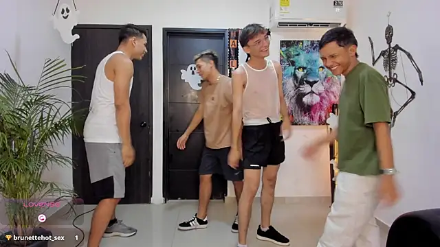 Bisexlifehot   online show from 10/13/25, 11:05