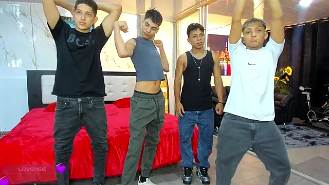 Bisexlifehot   online show from 03/21/26, 11:19