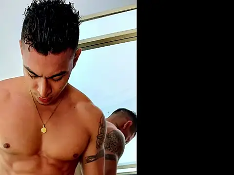 Snapshot of cristopher_22cm chatting on 01/09/26, 01:19 cristopher 22cm online show from 01/09/26, 01:19