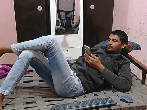 krishjaat43 online show from 02/04/26, 07:31