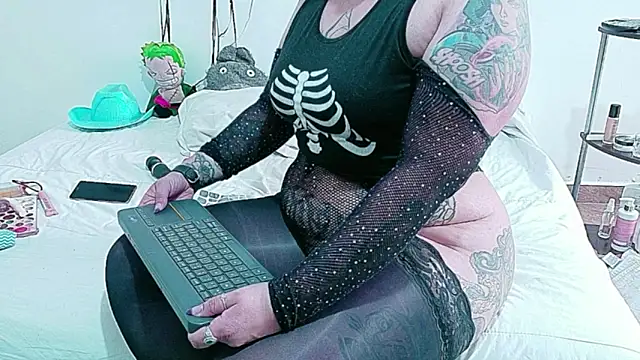 Snapshot of XxGreenGoodxX chatting on 07/24/26, 08:51 XxGreenGoodxX online show from 07/24/26, 08:51
