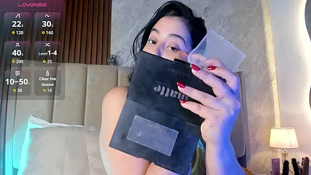  Cris Spicy  online show from 01/12/26, 07:41