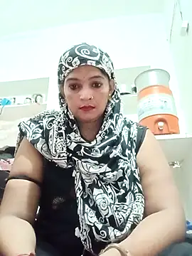 Chhaya hot online show from 10/14/25, 02:40