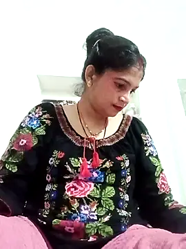 Chhaya hot online show from 10/28/25, 02:26