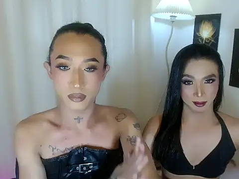 Snapshot of The_Fucking_Dolls chatting on 07/15/26, 11:26 The Fucking Dolls online show from 07/15/26, 11:26