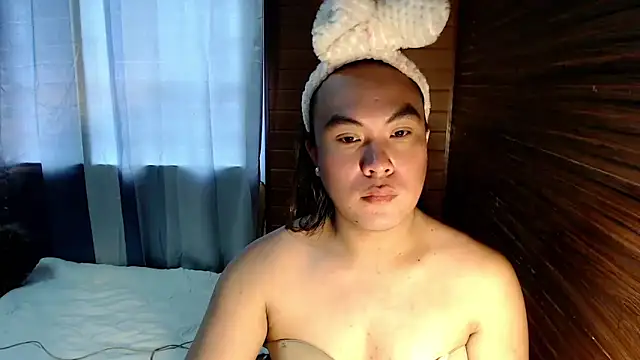 asianayumi online show from 10/10/25, 01:26