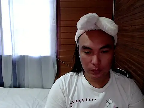 asianayumi online show from 10/12/25, 07:29