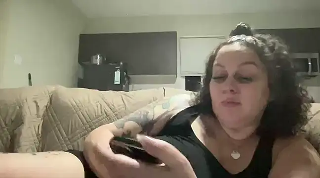 Snapshot of number1slut chatting on 02/05/25, 01:26 number1slut online show from 02/05/25, 01:26