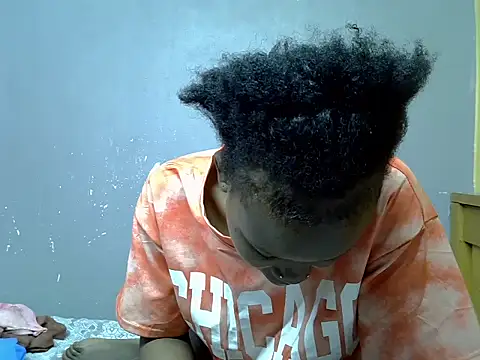 Sweetlanah online show from 10/03/25, 08:17