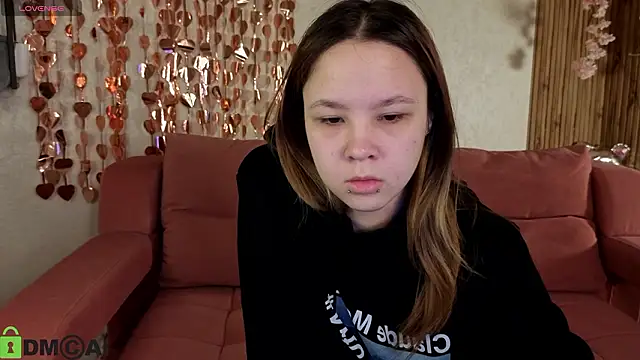 Snapshot of Lori_Blossom chatting on 02/14/26, 01:02 Lori Blossom online show from 02/14/26, 01:02