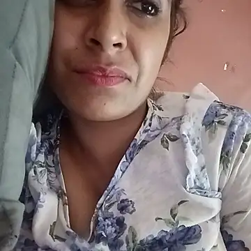 tamanna-hot online show from 10/20/25, 07:58