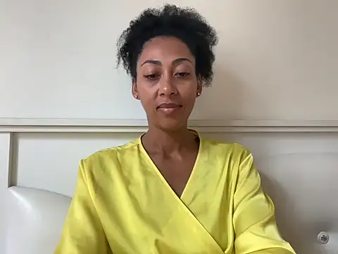 Vaylisse online show from 09/19/25, 04:03