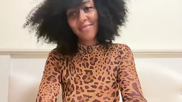 Vaylisse online show from 10/25/25, 06:02