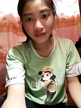 Snapshot of Phuongphuongg chatting on 09/13/25, 05:51 Phuongphuongg online show from 09/13/25, 05:51