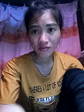 Snapshot of Phuongphuongg chatting on 09/16/25, 10:49 Phuongphuongg online show from 09/16/25, 10:49