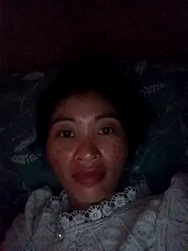 Snapshot of Phuongphuongg chatting on 09/27/25, 01:43 Phuongphuongg online show from 09/27/25, 01:43