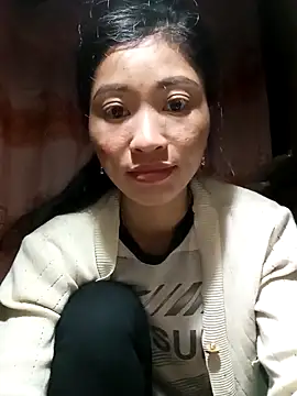 Snapshot of Phuongphuongg chatting on 09/29/25, 02:11 Phuongphuongg online show from 09/29/25, 02:11
