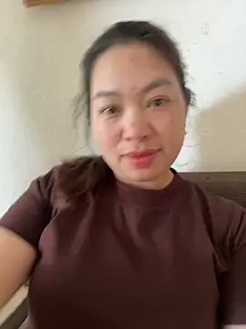 Nhung584 online show from 10/02/25, 01:34