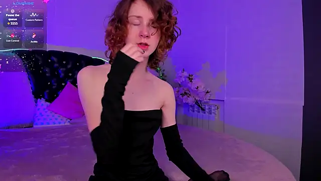 M1BabyG1rl online show from 10/17/25, 09:01