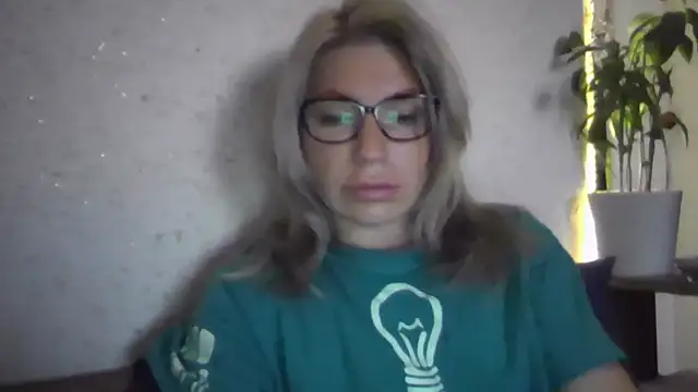 fox red lady7 online show from 11/15/25, 05:38