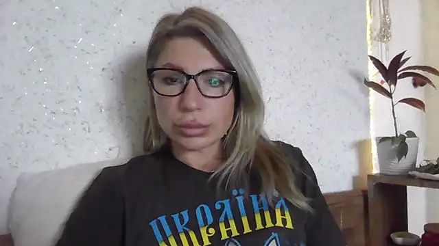 fox red lady7 online show from 01/10/26, 12:51