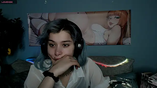 Snapshot of SophieAsh chatting on 10/07/25, 07:49 SophieAsh online show from 10/07/25, 07:49