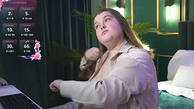 Mia Ray online show from 11/28/25, 05:48