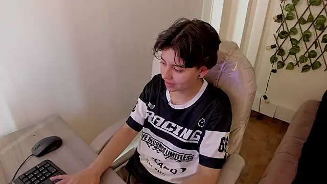 Nathaly ds online show from 10/16/25, 07:59