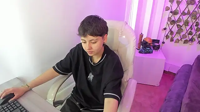 Nathaly ds online show from 03/04/26, 07:09