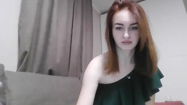 Snapshot of Requellia chatting on 11/02/25, 06:54 Requellia online show from 11/02/25, 06:54