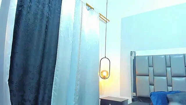 dakota roussee online show from 03/03/26, 11:49