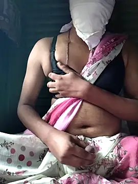 Snapshot of Rohit4500 chatting on 09/13/25, 01:49 Rohit4500 online show from 09/13/25, 01:49