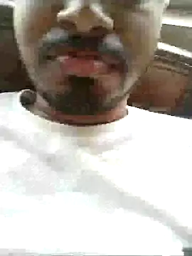 Snapshot of Rohit4500 chatting on 11/08/25, 01:17 Rohit4500 online show from 11/08/25, 01:17