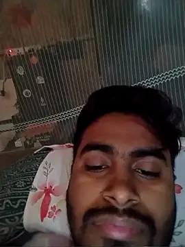 Snapshot of Rohit4500 chatting on 11/22/25, 02:10 Rohit4500 online show from 11/22/25, 02:10