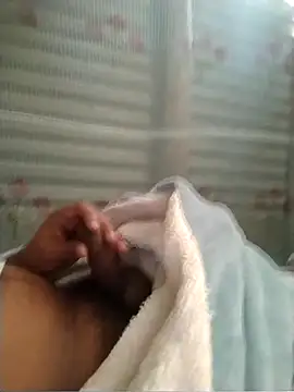 Snapshot of Rohit4500 chatting on 11/25/25, 03:06 Rohit4500 online show from 11/25/25, 03:06