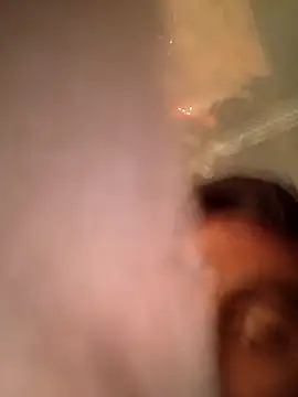 Snapshot of Rohit4500 chatting on 12/23/25, 03:59 Rohit4500 online show from 12/23/25, 03:59