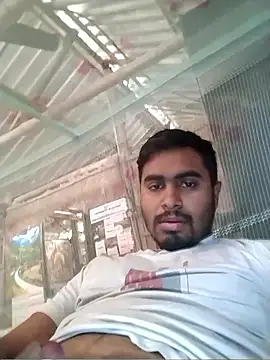 Snapshot of Rohit4500 chatting on 01/10/26, 02:57 Rohit4500 online show from 01/10/26, 02:57