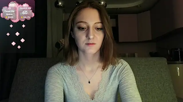 white liillyy online show from 10/26/25, 07:09