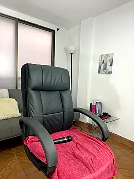 Mia HarperX  online show from 11/20/25, 09:47